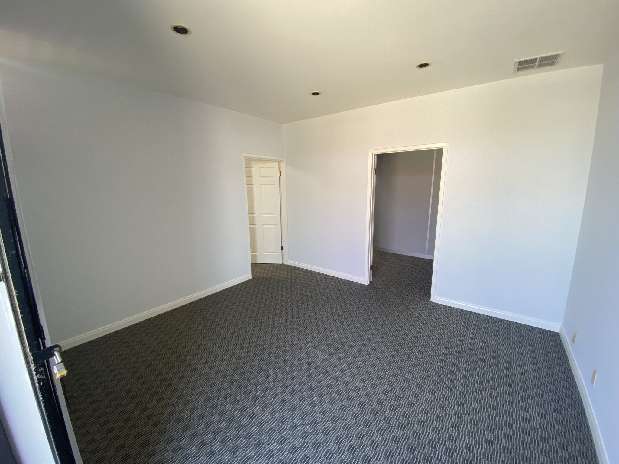 1400 W 240th St, Harbor City, CA for lease Interior Photo- Image 1 of 1