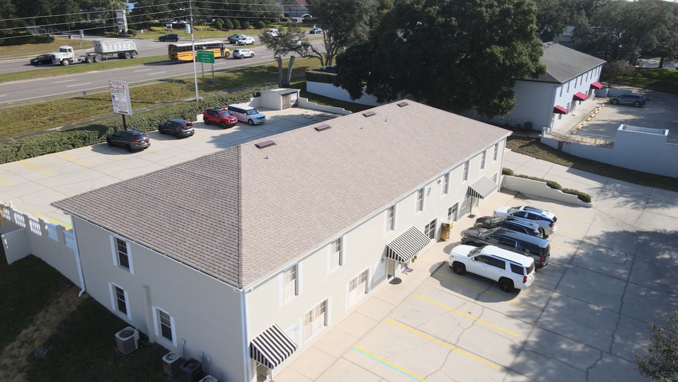 301 Frontage Rd, Clermont, FL for lease - Building Photo - Image 1 of 19