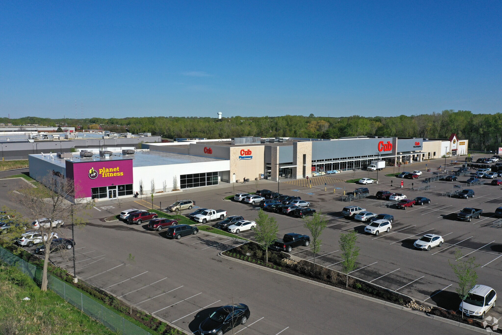 1920-1930 White Bear Ave N, White Bear Lake, MN for lease Building Photo- Image 1 of 3