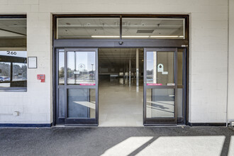 2002-2012 Lee Hwy, Bristol, VA à louer Photo intérieure- Image 1 de 8