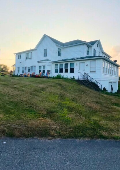 87 Catholic Church Rd, Beach Lake, PA à vendre - Photo du bâtiment - Image 3 de 29
