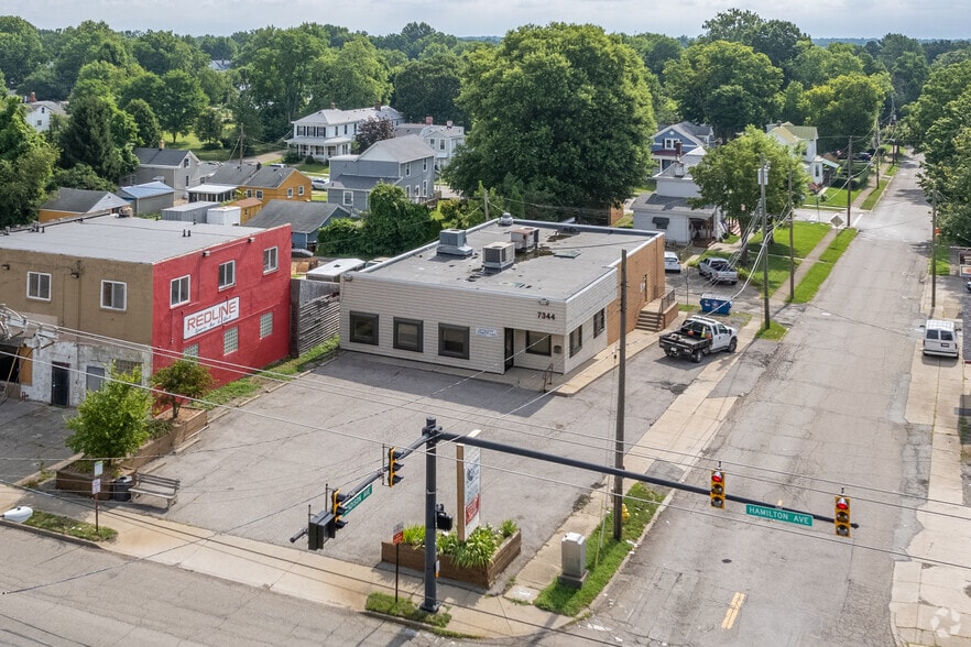 7344 Hamilton Ave, Cincinnati, OH for lease - Aerial - Image 2 of 4