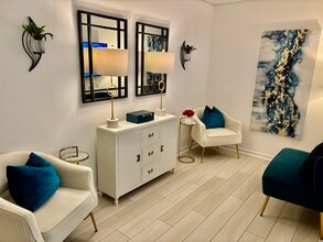 4360 Northlake Blvd, Palm Beach Gardens, FL à louer Photo intérieure- Image 2 de 5