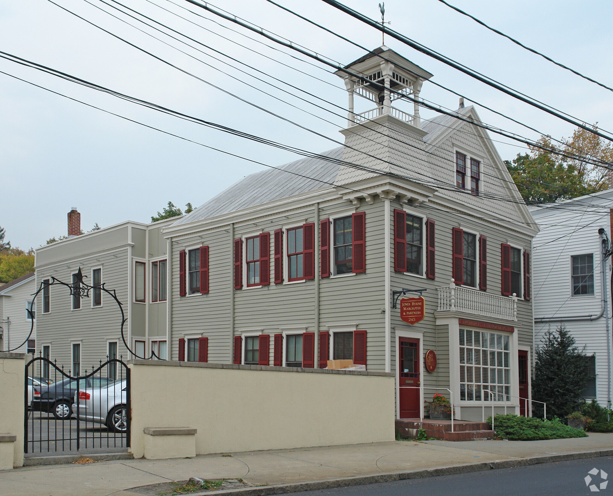245 Mill St, Greenwich, CT à louer Photo principale- Image 1 de 30