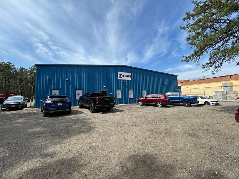 2444 Ridgeway Blvd, Manchester, NJ for lease - Primary Photo - Image 1 of 6