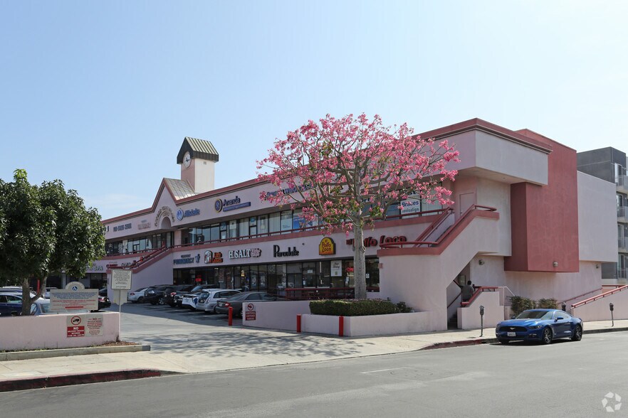 11870 Santa Monica Blvd, Santa Monica, CA à louer - Photo du bâtiment - Image 2 de 13