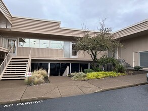 2643-2655 Willamette St, Eugene, OR for lease Building Photo- Image 2 of 15