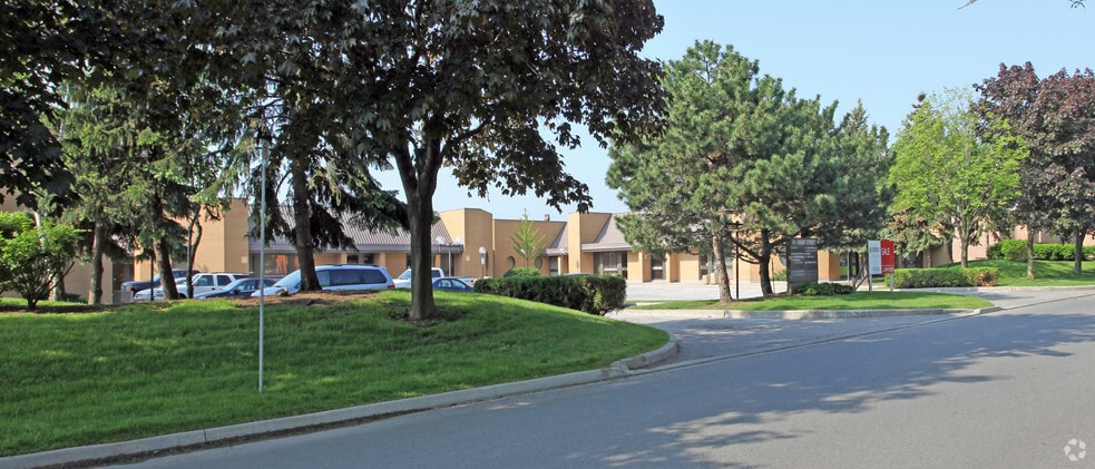 101 Amber St, Markham, ON for lease - Primary Photo - Image 1 of 2