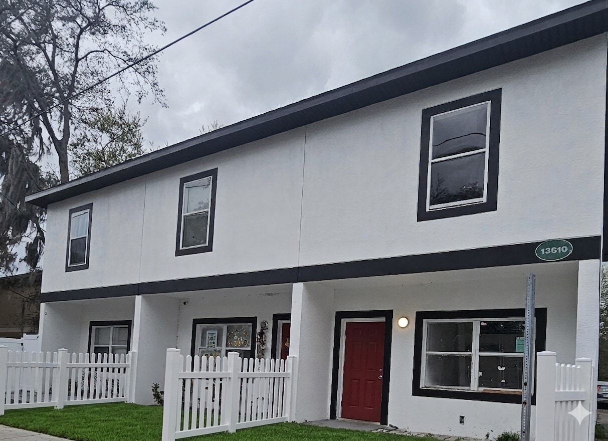 13610-13612 N 21st St, Tampa, FL for sale Primary Photo- Image 1 of 25