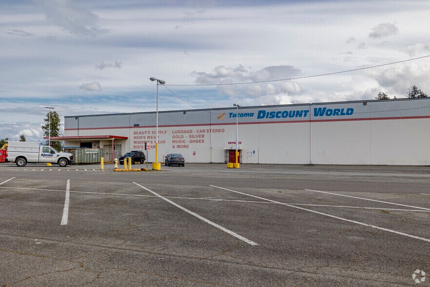 11013 Pacific Hwy SW, Tacoma, WA à louer - Photo du bâtiment - Image 3 de 5