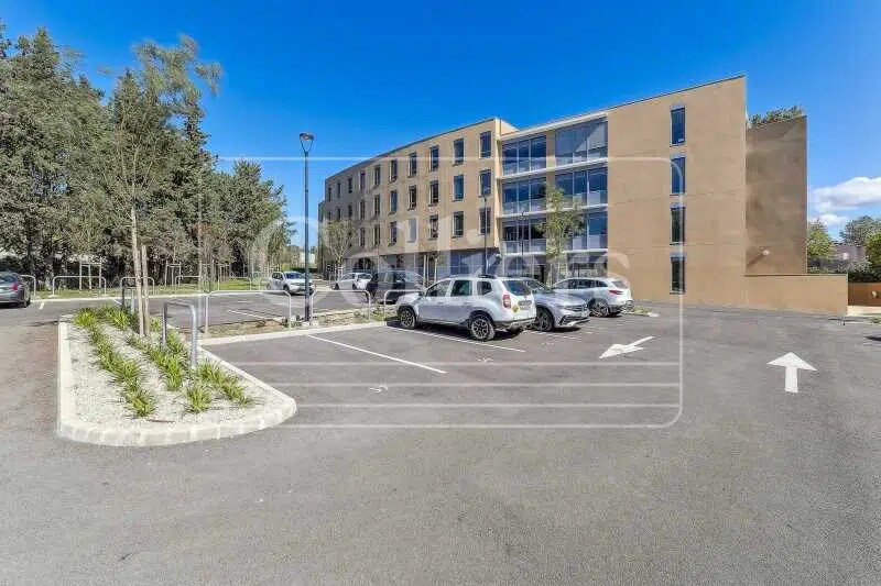560 Avenue Du Club Hippique, Aix-en-Provence à louer - Photo du bâtiment - Image 2 de 21