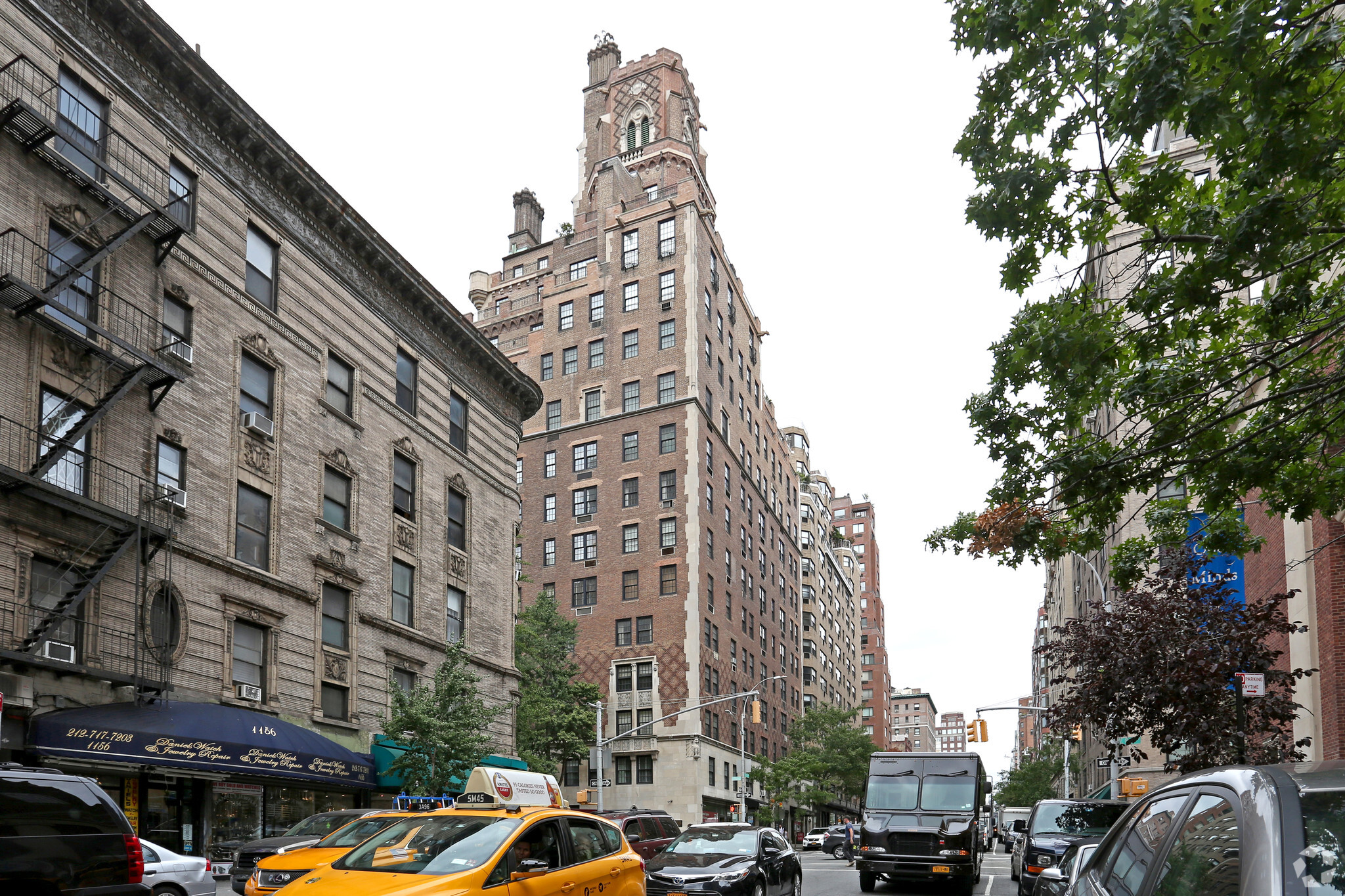 1166-1174 Lexington Ave, New York, NY for lease Primary Photo- Image 1 of 9