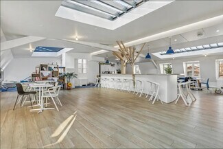 Plus de détails pour 53 Rue D'Hauteville, Paris - Bureau à louer