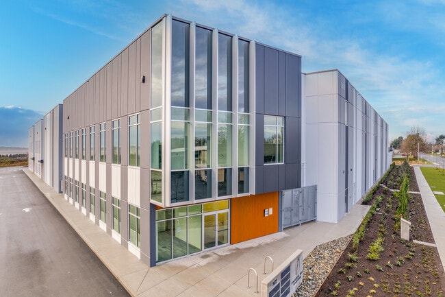 Plus de détails pour 7672 Progress Way, Delta, BC - Industriel à vendre