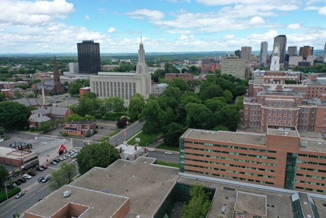 190 Farmington Ave, Hartford, CT à vendre - Photo du bâtiment - Image 2 de 13