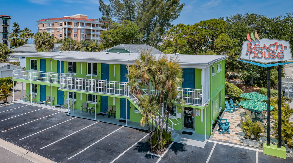 12100 Gulf Blvd, Treasure Island, FL for sale - Building Photo - Image 3 of 121