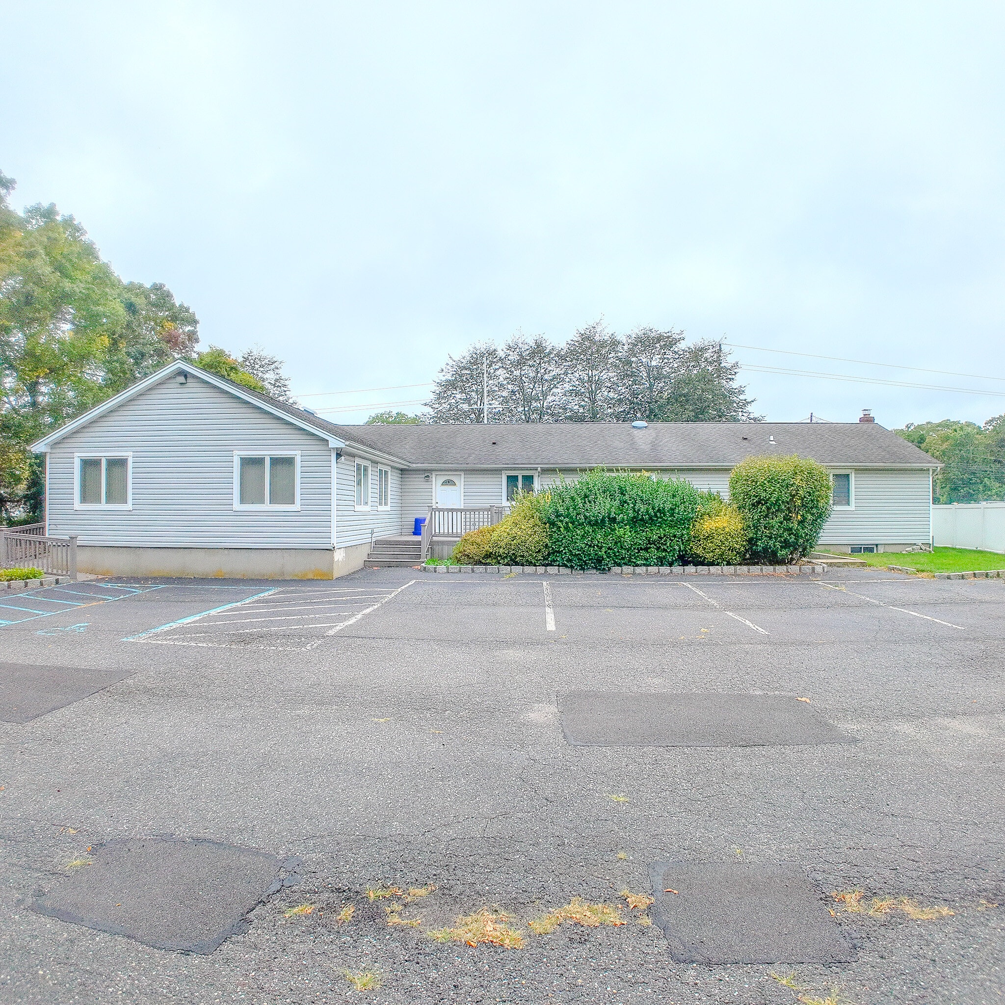 501 William Floyd Pky, Shirley, NY for lease Interior Photo- Image 1 of 12