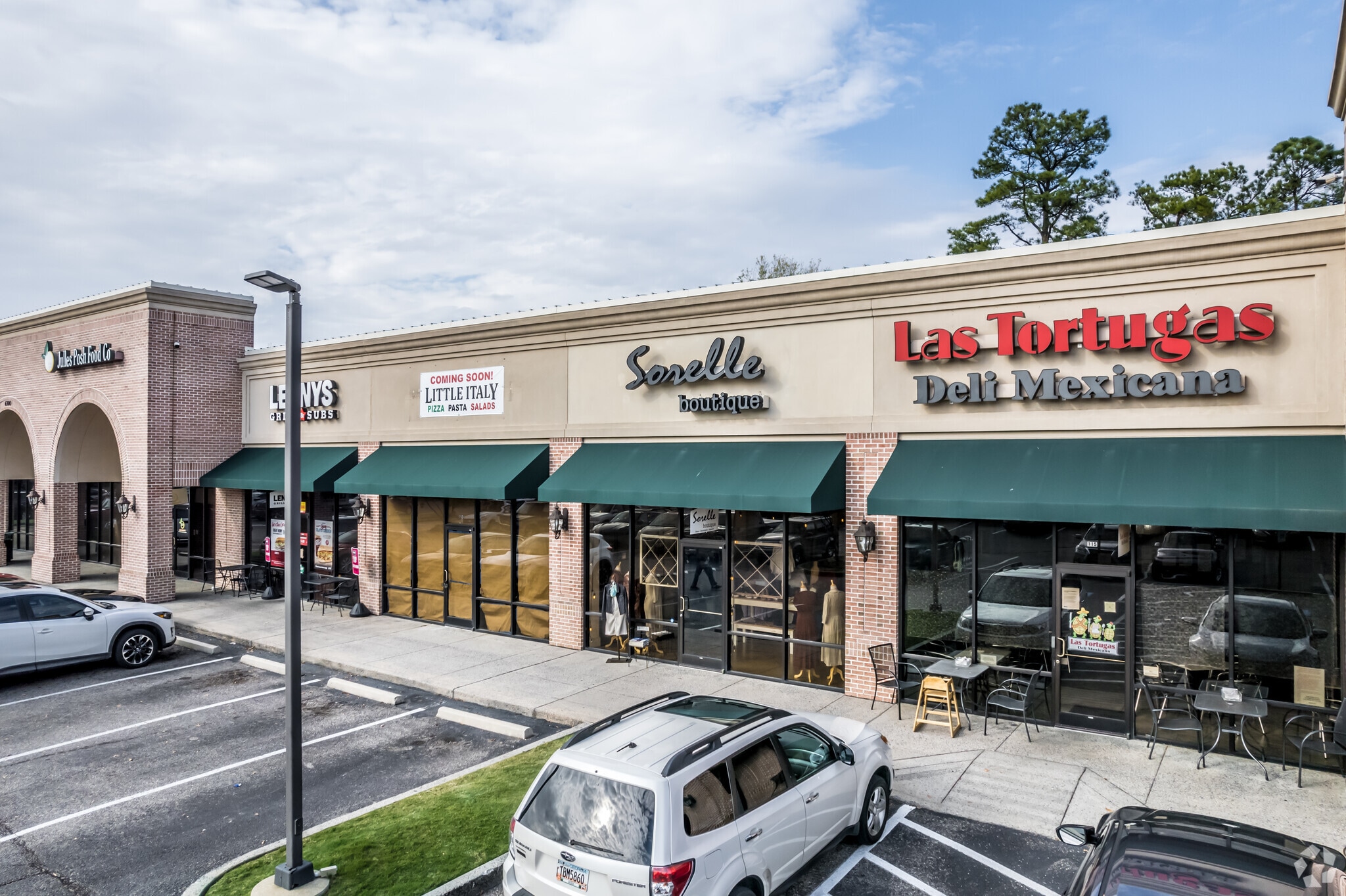 6300 Poplar Ave, Memphis, TN à louer Photo du bâtiment- Image 1 de 12