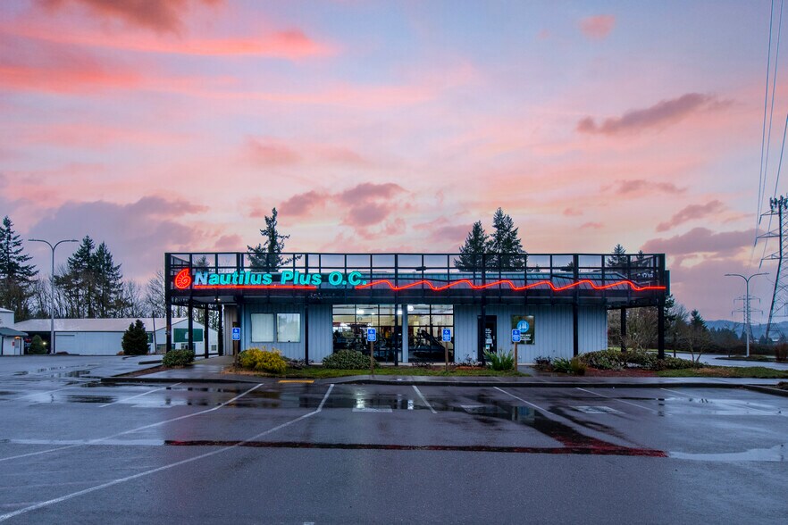 1713 Beavercreek Rd, Oregon City, OR à louer - Photo du bâtiment - Image 3 de 22