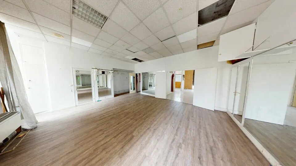 Commerce de détail dans Nice à vendre Photo du bâtiment- Image 1 de 6