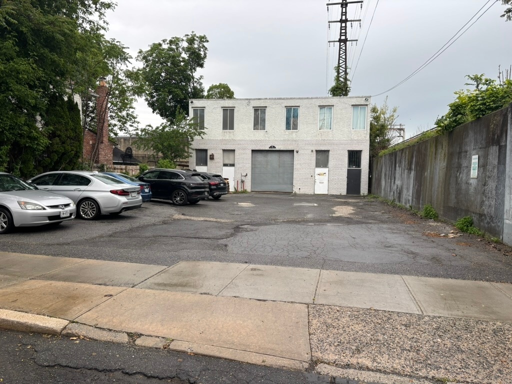 81 N Forest Ave, Rockville Centre, NY for lease Building Photo- Image 1 of 11