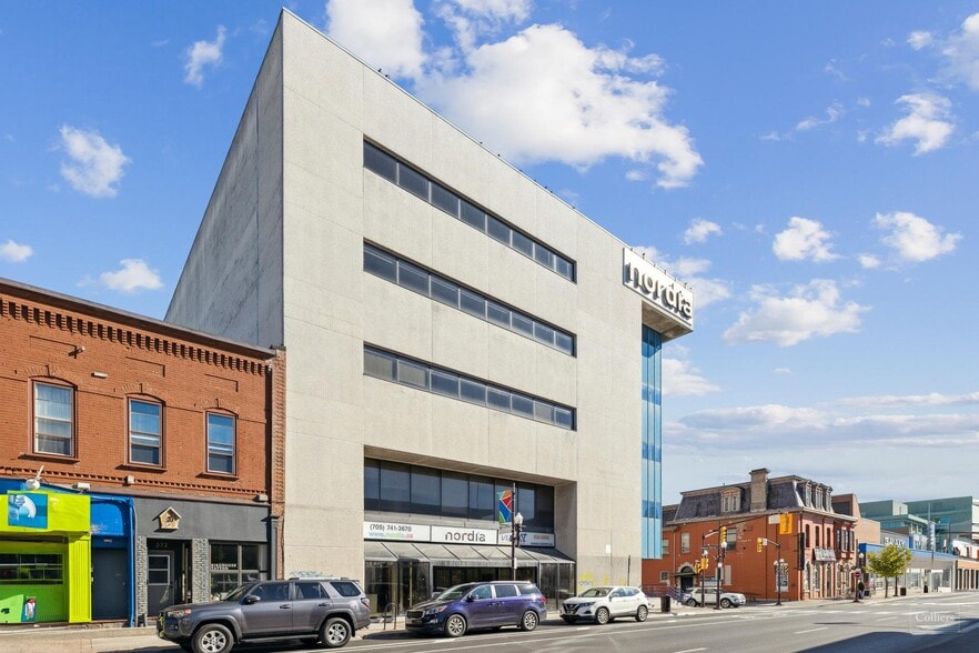 364 Water St, Peterborough, ON à louer - Photo du bâtiment - Image 2 de 4