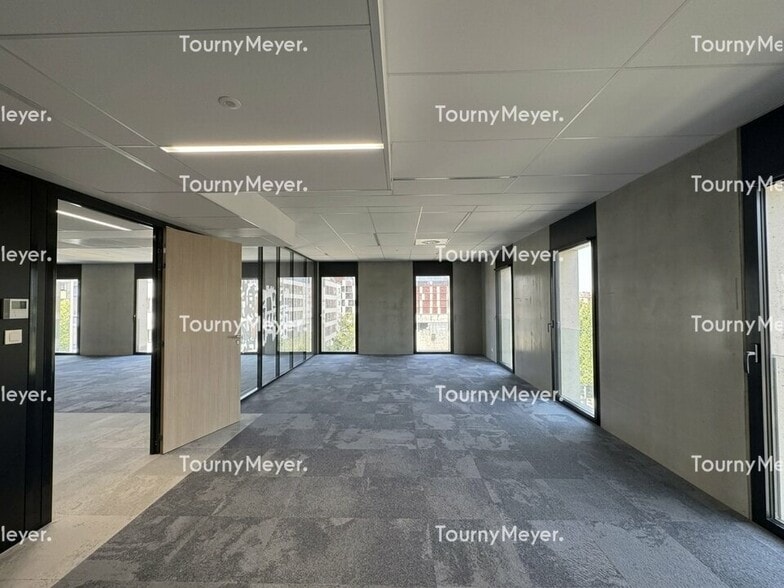 5 B Avenue Pierre Georges Latecoere, Ramonville-Saint-Agne for lease - Interior Photo - Image 2 of 12