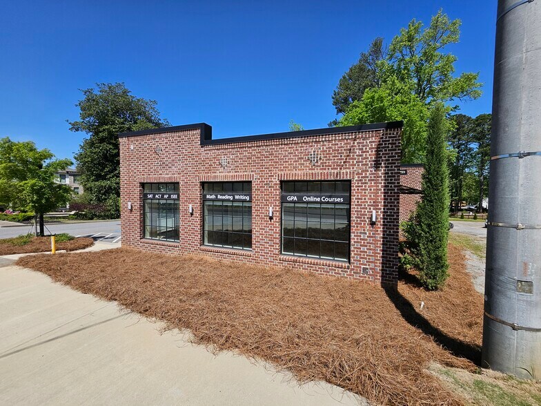 363 S Main St, Alpharetta, GA à louer - Photo du bâtiment - Image 3 de 22