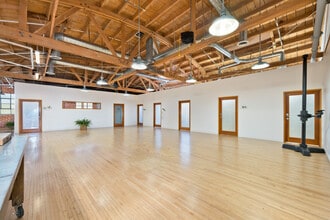6535-6547 Santa Monica Blvd, Los Angeles, CA for lease Interior Photo- Image 2 of 3