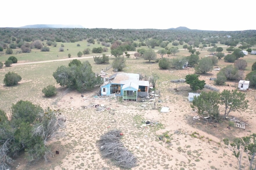 58180 Calle Isabel, Seligman, AZ for sale - Building Photo - Image 2 of 45