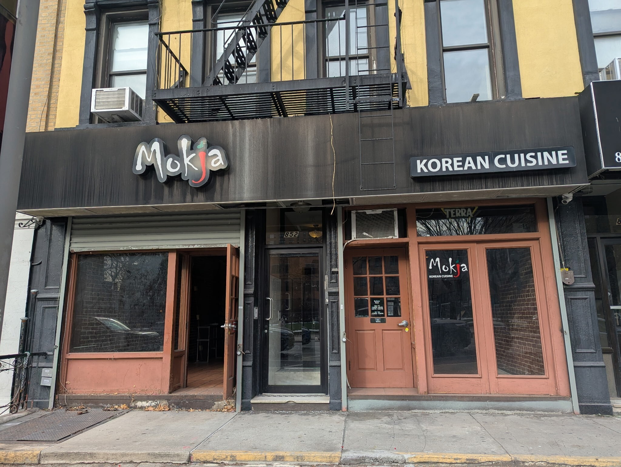 852 Amsterdam Ave, New York, NY for lease Interior Photo- Image 1 of 7