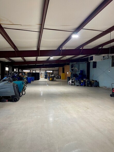 357 Industrial Hwy, Pottstown, PA à vendre - Photo intérieure - Image 2 de 3