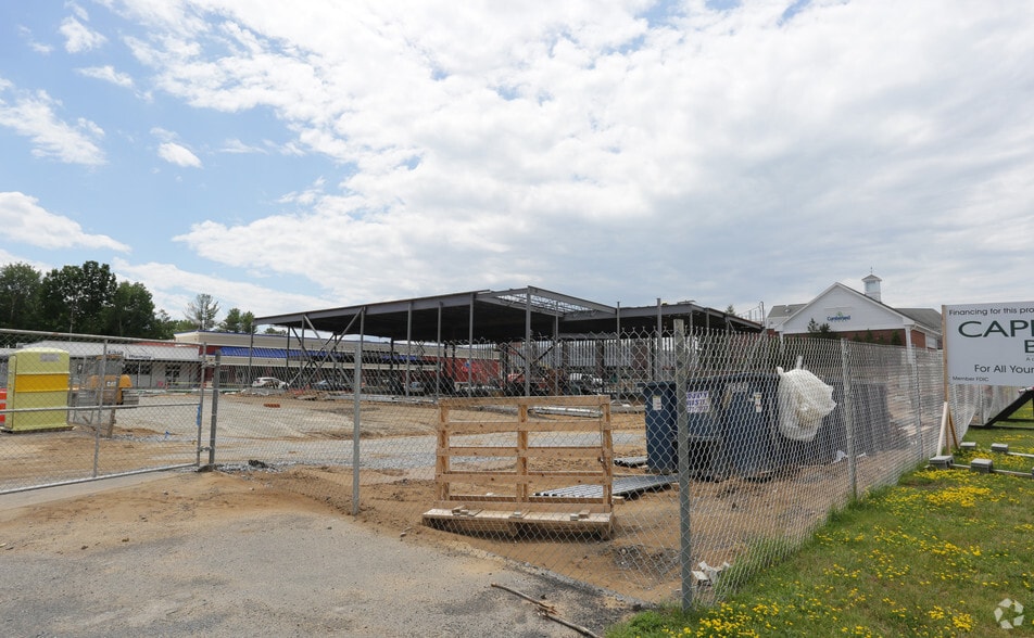 1022-1028 Route 146, Clifton Park, NY for lease - Building Photo - Image 2 of 16