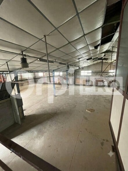 Industrial in Saubusse for lease - Interior Photo - Image 2 of 4