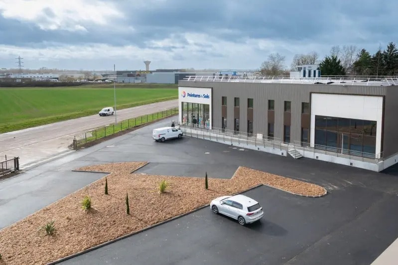 Flex in Chalon-sur-Saône for lease - Building Photo - Image 2 of 5