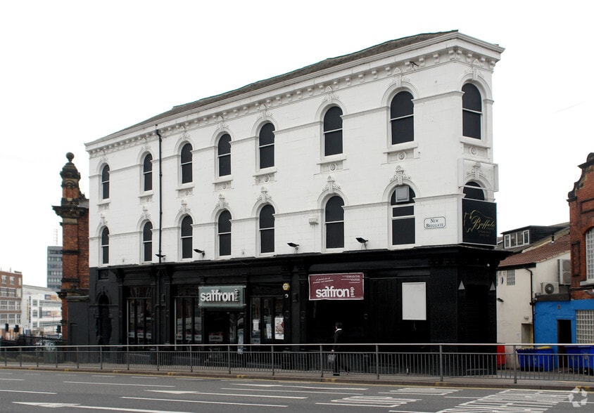 68A-72 New Briggate, Leeds for lease - Primary Photo - Image 1 of 3