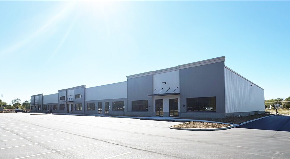 20418 Commerce Park Dr, Westfield, IN à louer - Photo du bâtiment - Image 2 de 17