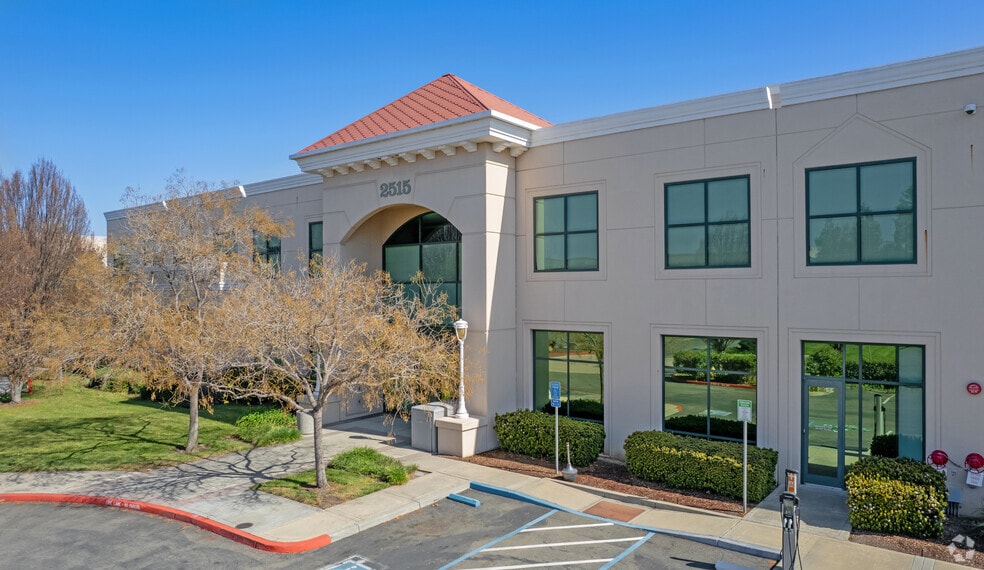 2525 N 1st St, San Jose, CA for lease - Building Photo - Image 1 of 9