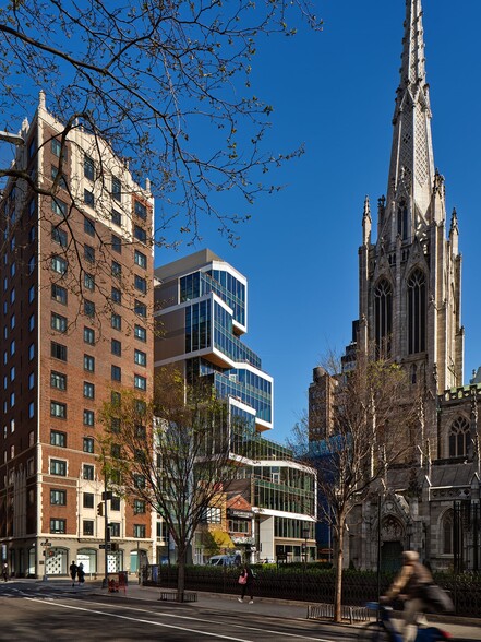 799 Broadway, New York, NY for lease - Building Photo - Image 1 of 7