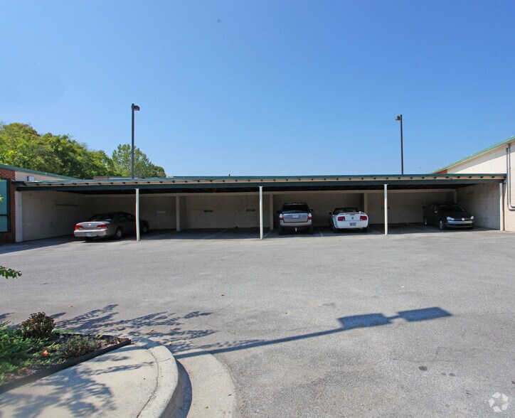 415 Church St, Huntsville, AL à vendre - Photo du bâtiment - Image 3 de 3