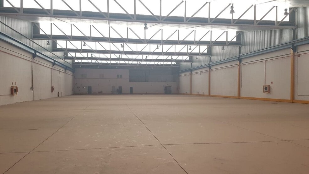 Polígono la Red Treinta, S/N, Alcalá de Guadaíra, Sevilla for lease - Building Photo - Image 3 of 35