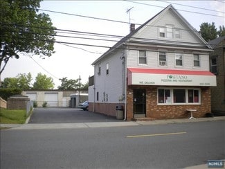More details for 107 Washington Ave, Little Ferry, NJ - Retail for Sale