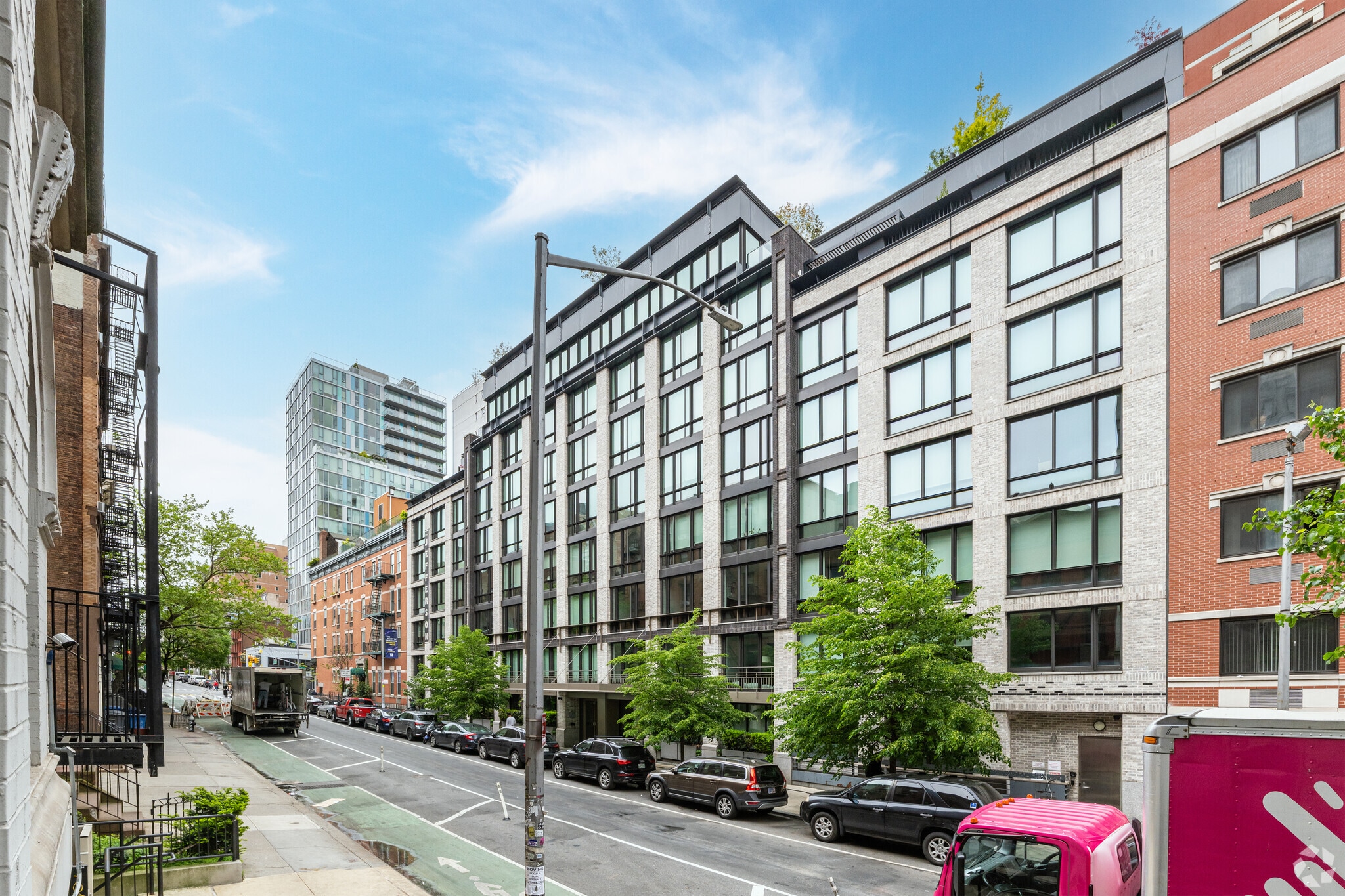 208 E 14th St, New York, NY à vendre Photo principale- Image 1 de 10