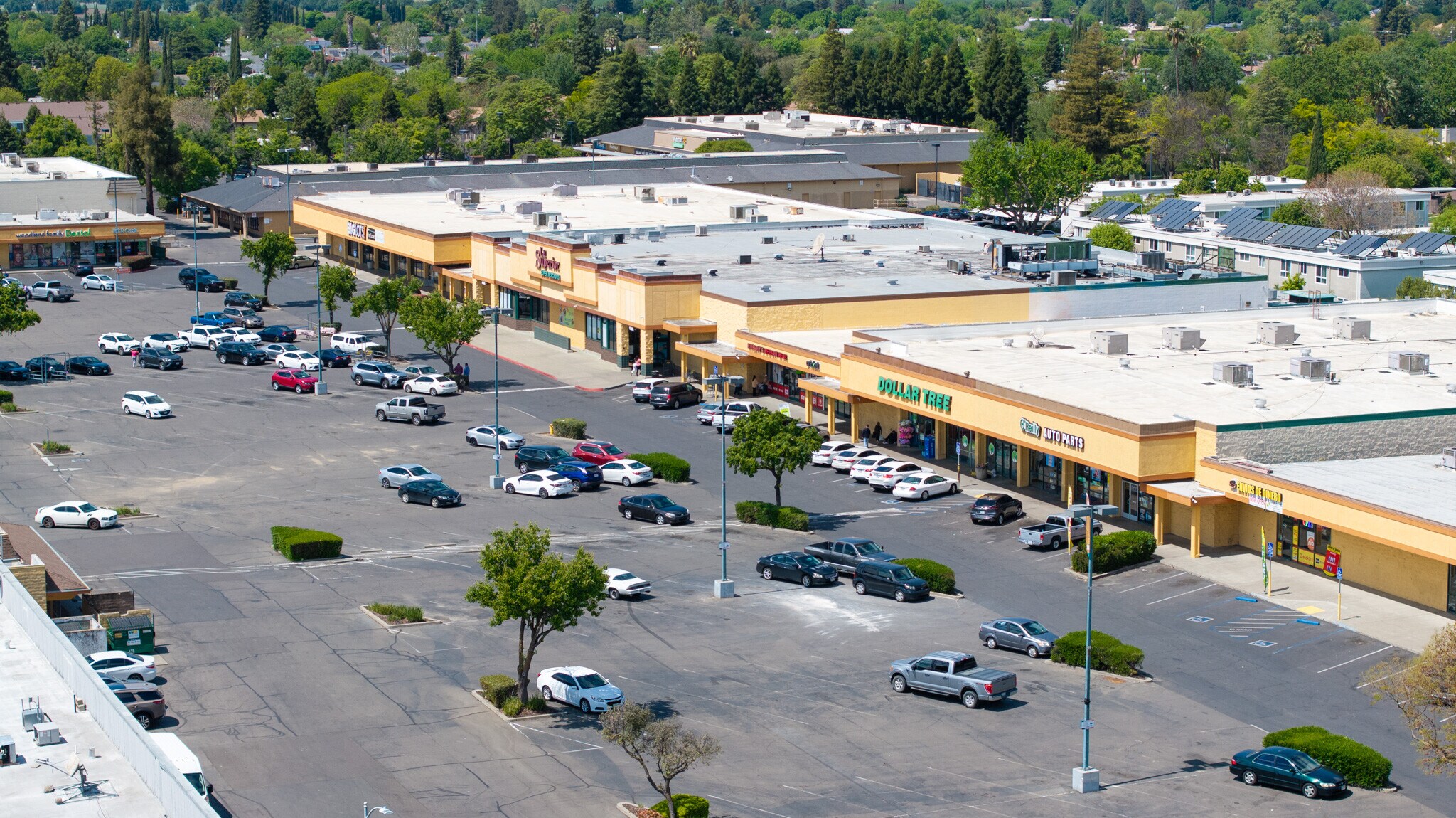 6-52 W Court St, Woodland, CA for lease Building Photo- Image 1 of 7