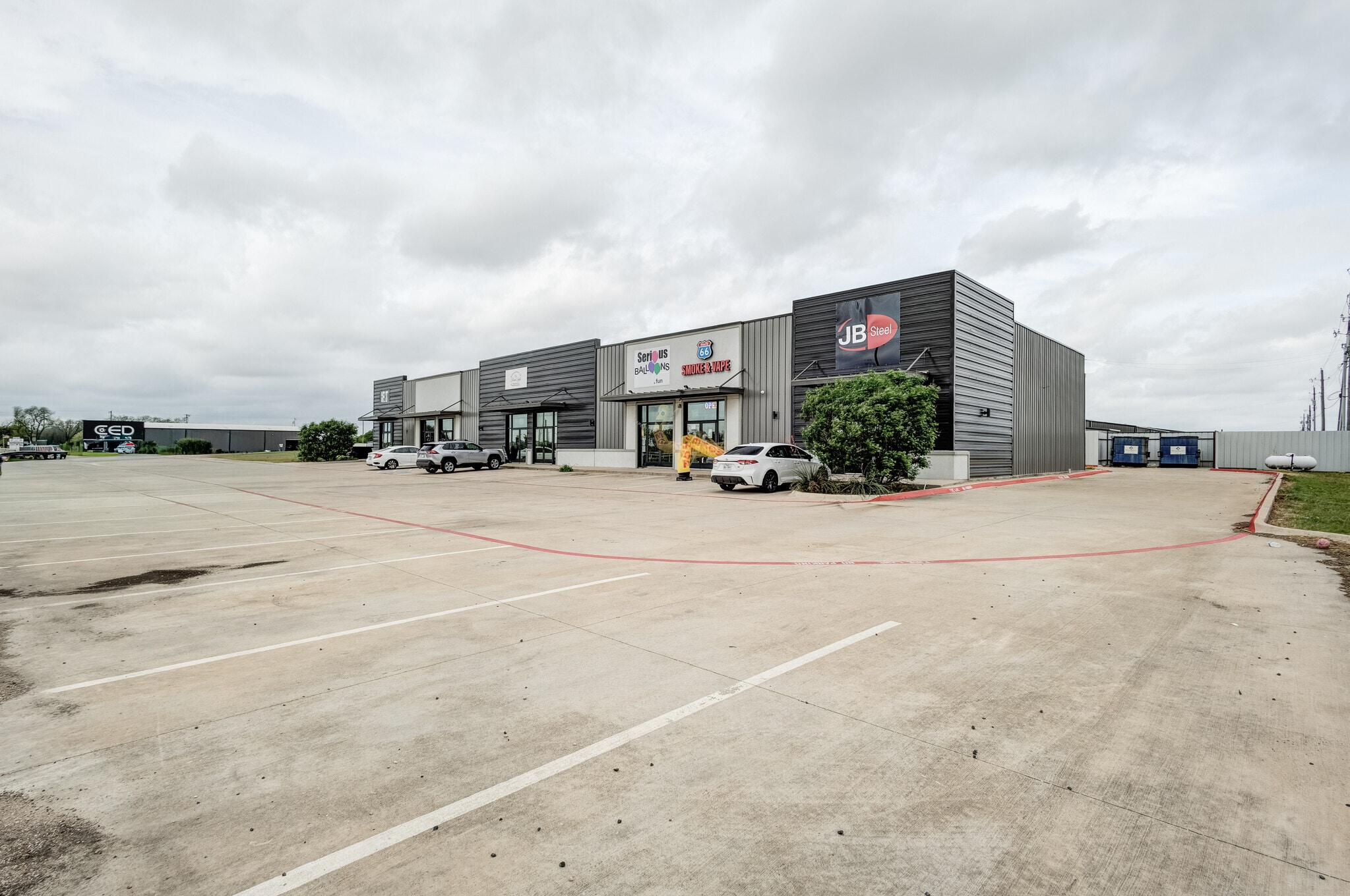 1010 Technology Way, Waxahachie, TX for lease Primary Photo- Image 1 of 16