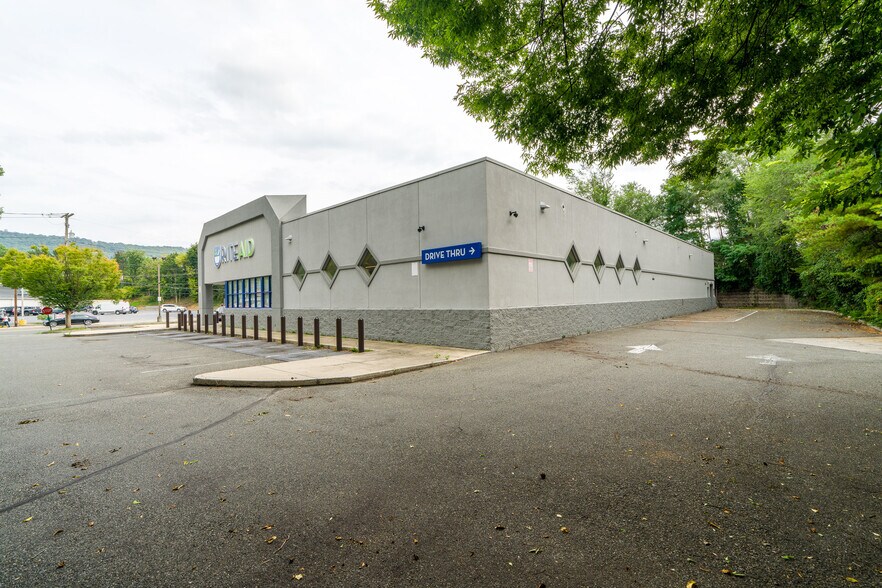 524 N 6th St, Reading, PA à louer - Photo du bâtiment - Image 2 de 17