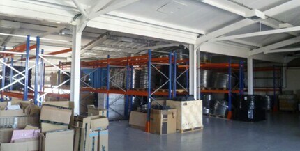 Units at Fareham Reach Business Park, Gosport for lease Interior Photo- Image 1 of 1