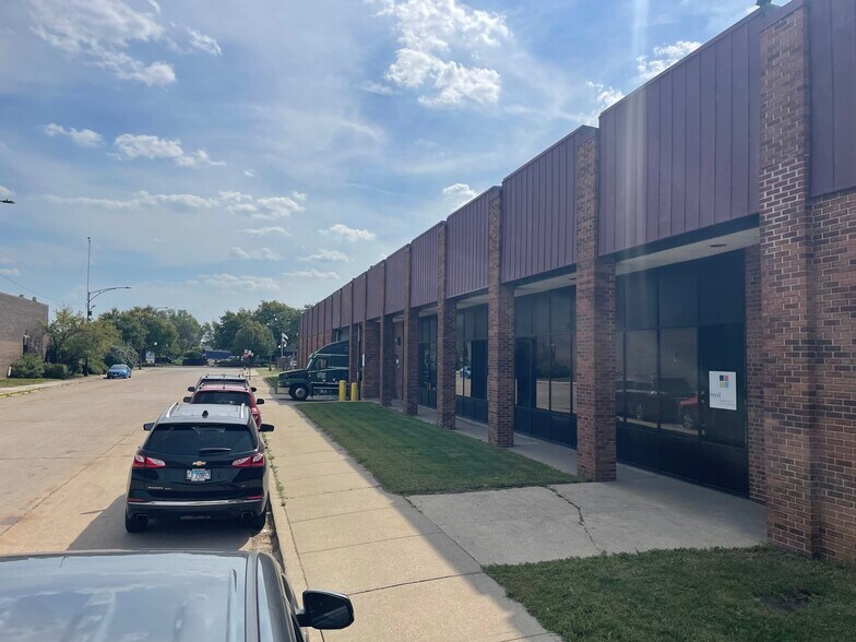 4114 S Peoria St, Chicago, IL à vendre - Photo du bâtiment - Image 3 de 5