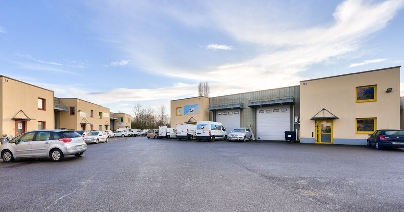 Flex in Pontault-Combault for lease - Building Photo - Image 1 of 15