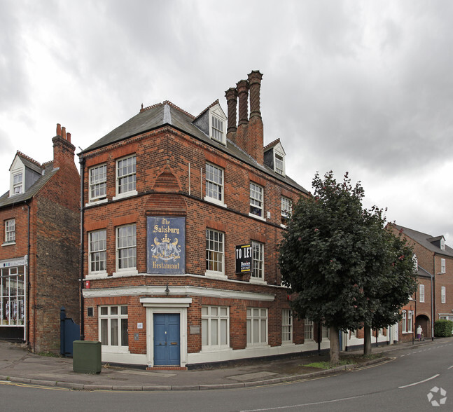 15-17A The Broadway, Hatfield for lease - Building Photo - Image 1 of 5